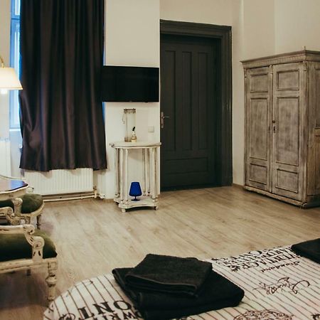 Mansion Josephina Apartment คลูจ-นาโปกา ภายนอก รูปภาพ