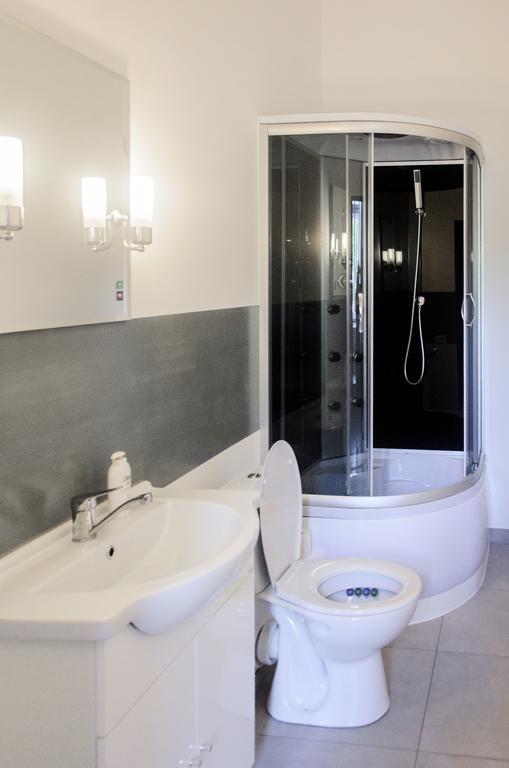Mansion Josephina Apartment คลูจ-นาโปกา ภายนอก รูปภาพ