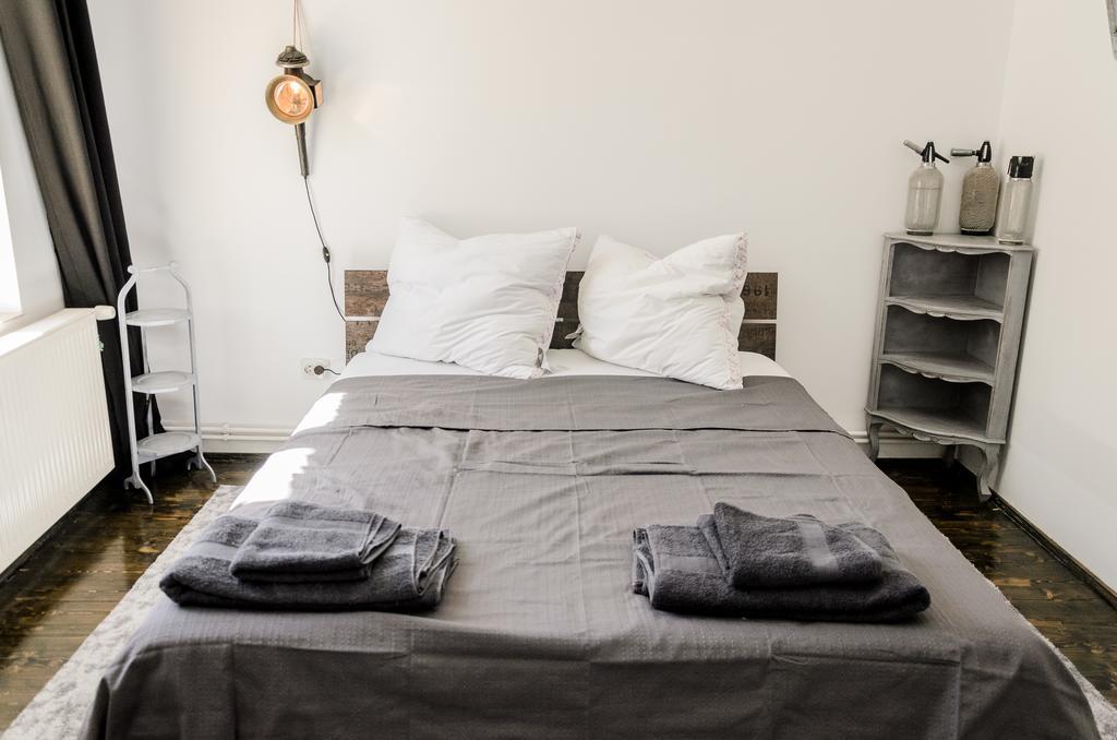 Mansion Josephina Apartment คลูจ-นาโปกา ภายนอก รูปภาพ