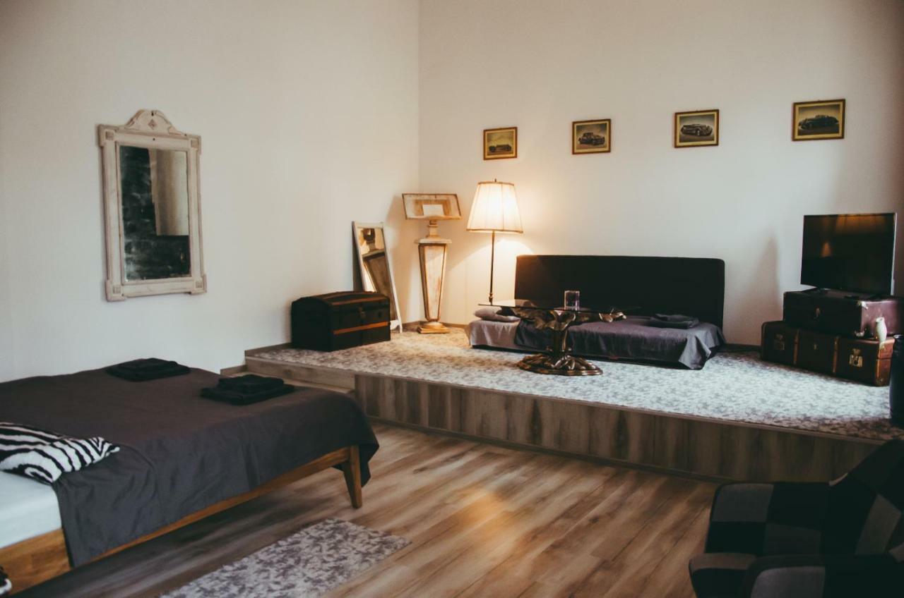 Mansion Josephina Apartment คลูจ-นาโปกา ภายนอก รูปภาพ
